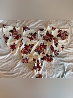 Express Cream Floral Tie-Back V-Neck Crop Top